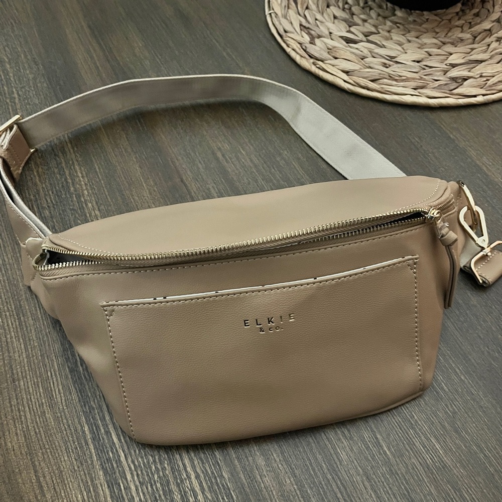 Tan Women's Bag